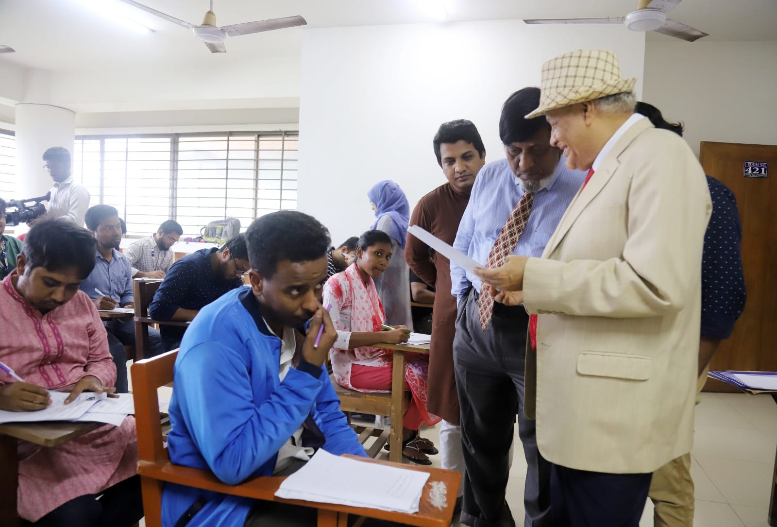 The Honorable Founder of Asian University of Bangladesh, Prof. Dr. Abul Hasan M. Sadeq,  visited the Examination Halls today