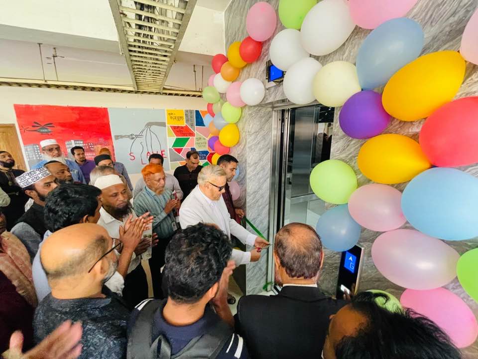 Inaugurating a new lift at AUB.