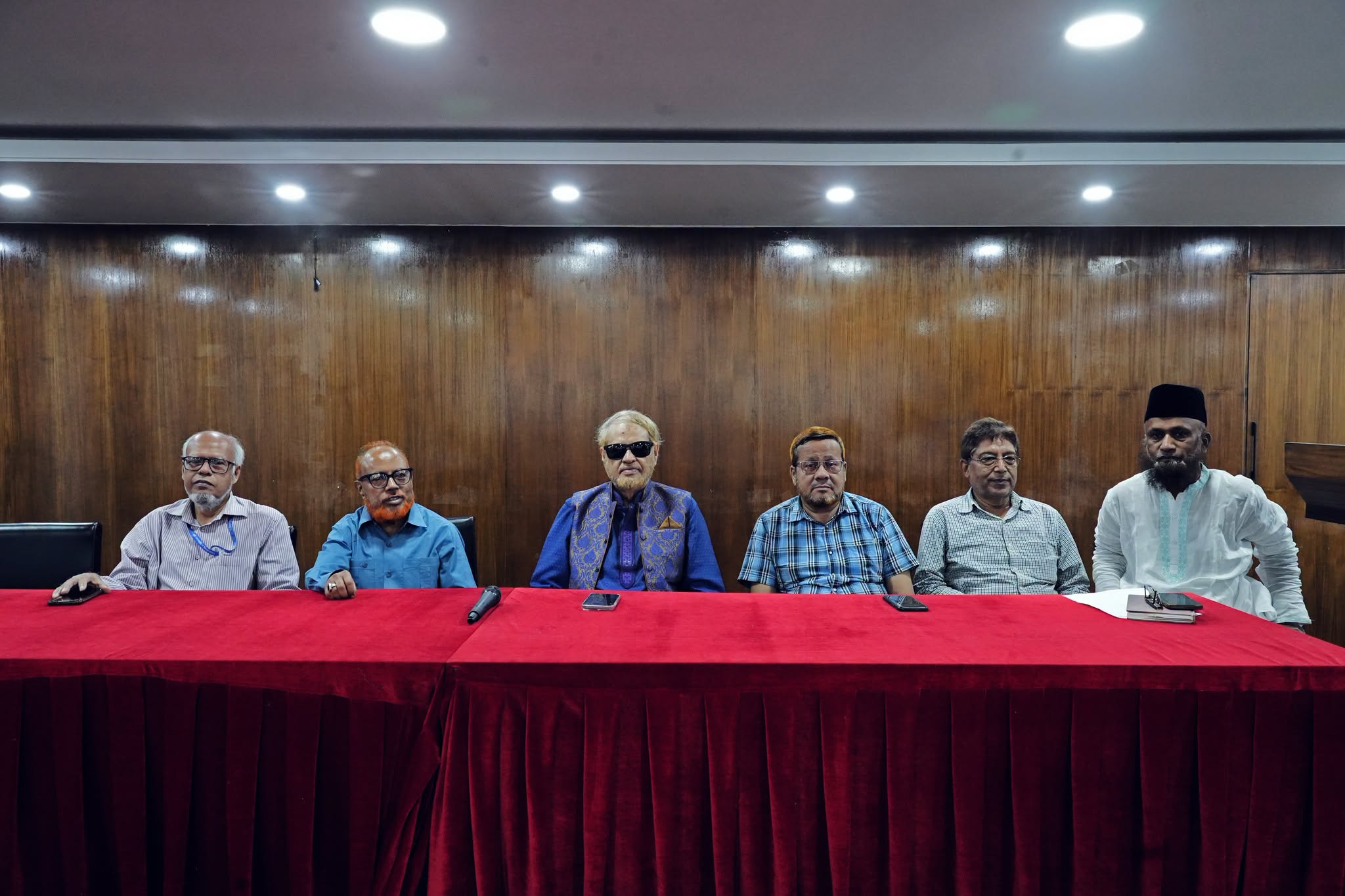 বাংলায় ইসলাম: একটি প্রত্নতাত্ত্বিক ও নান্দনিক খোঁজ